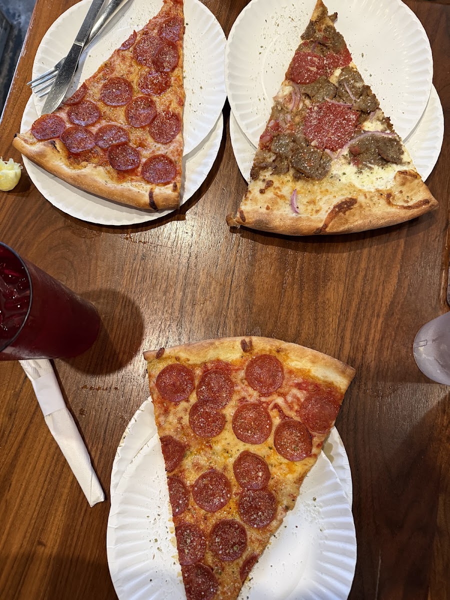 Five Points Pizza East, photo 4