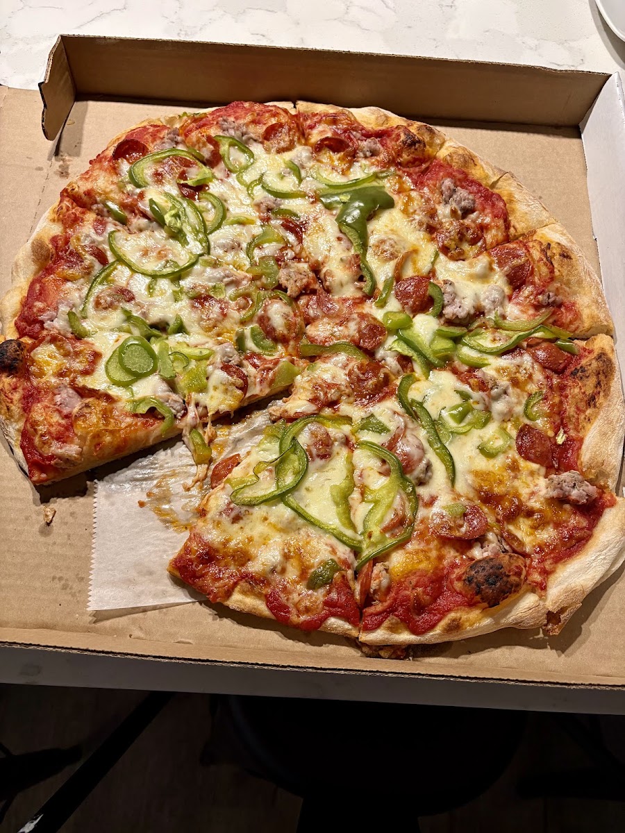 Fiori's Pizzaria, photo 2
