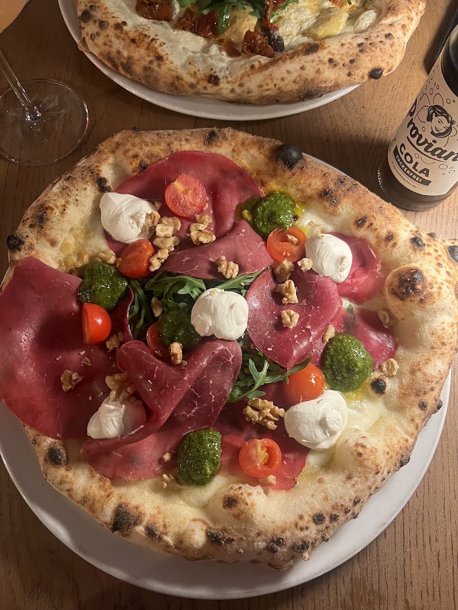 Jill - Neapolitanische Pizza, photo 3