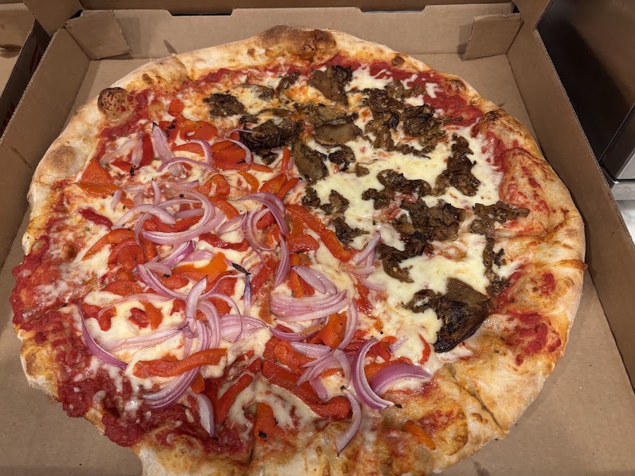 Little Deli & Pizzeria, photo 3