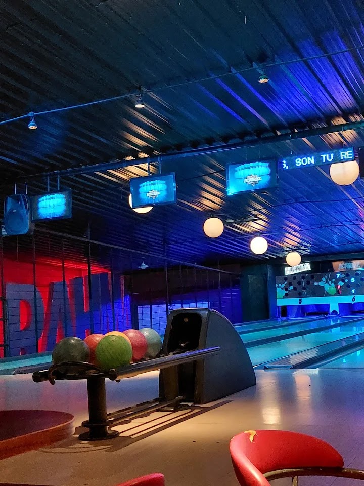 Acatraz Bar de Juegos