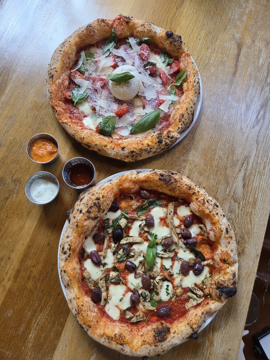 Double Zero Neapolitan Pizza, photo 4