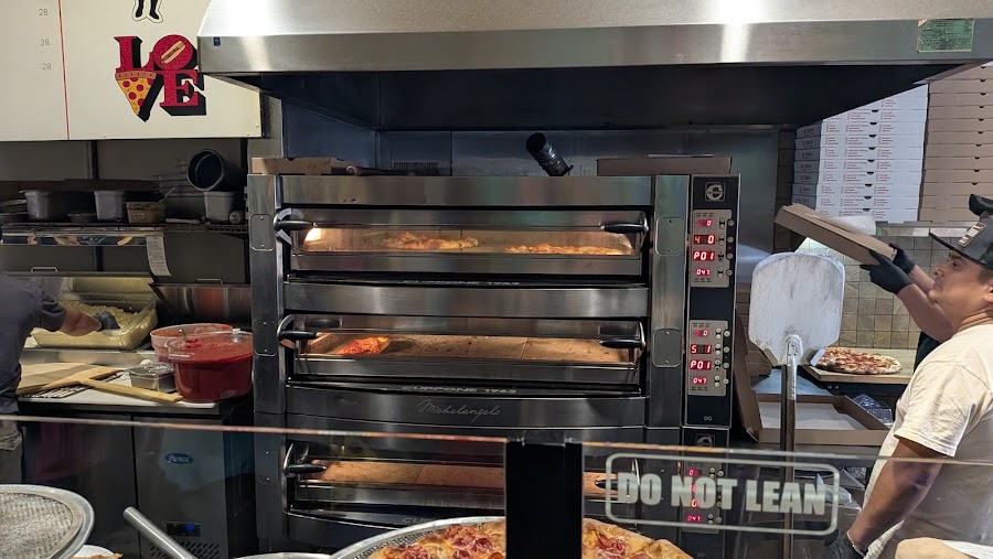 Del Rossi's Cheesesteak & Pizza CO., photo 5