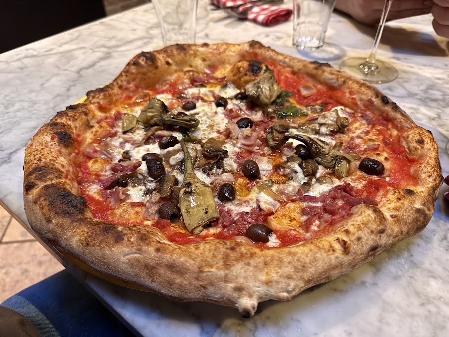 Pizzeria Concettina ai Tre Santi, photo 3