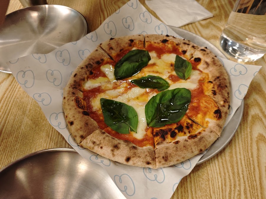 Yeast Side - Sourdough Pizza & Craft Beer (King Albert Park), photo 3