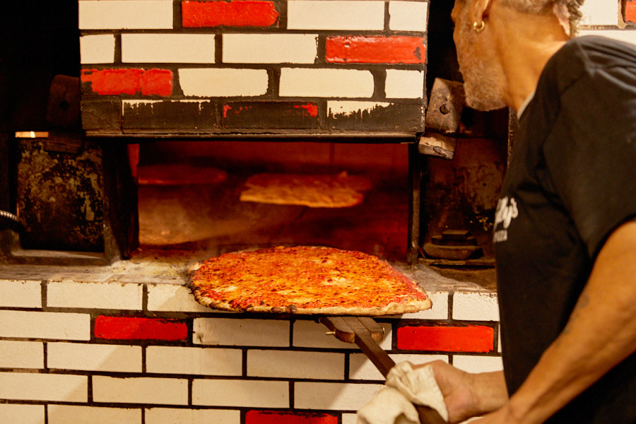 Sally's Apizza, photo 2