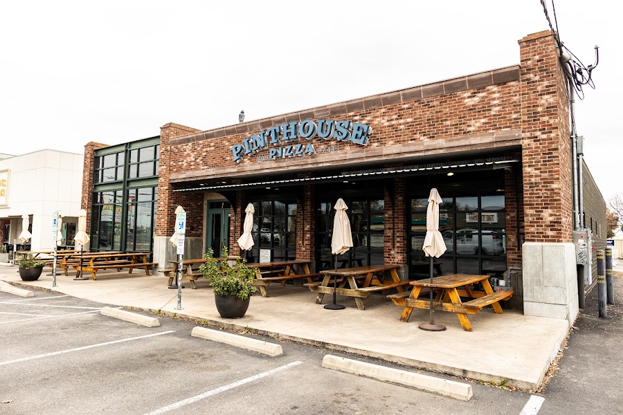 Pinthouse Pizza