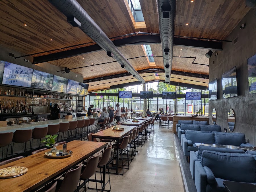White Oak Social, photo 3