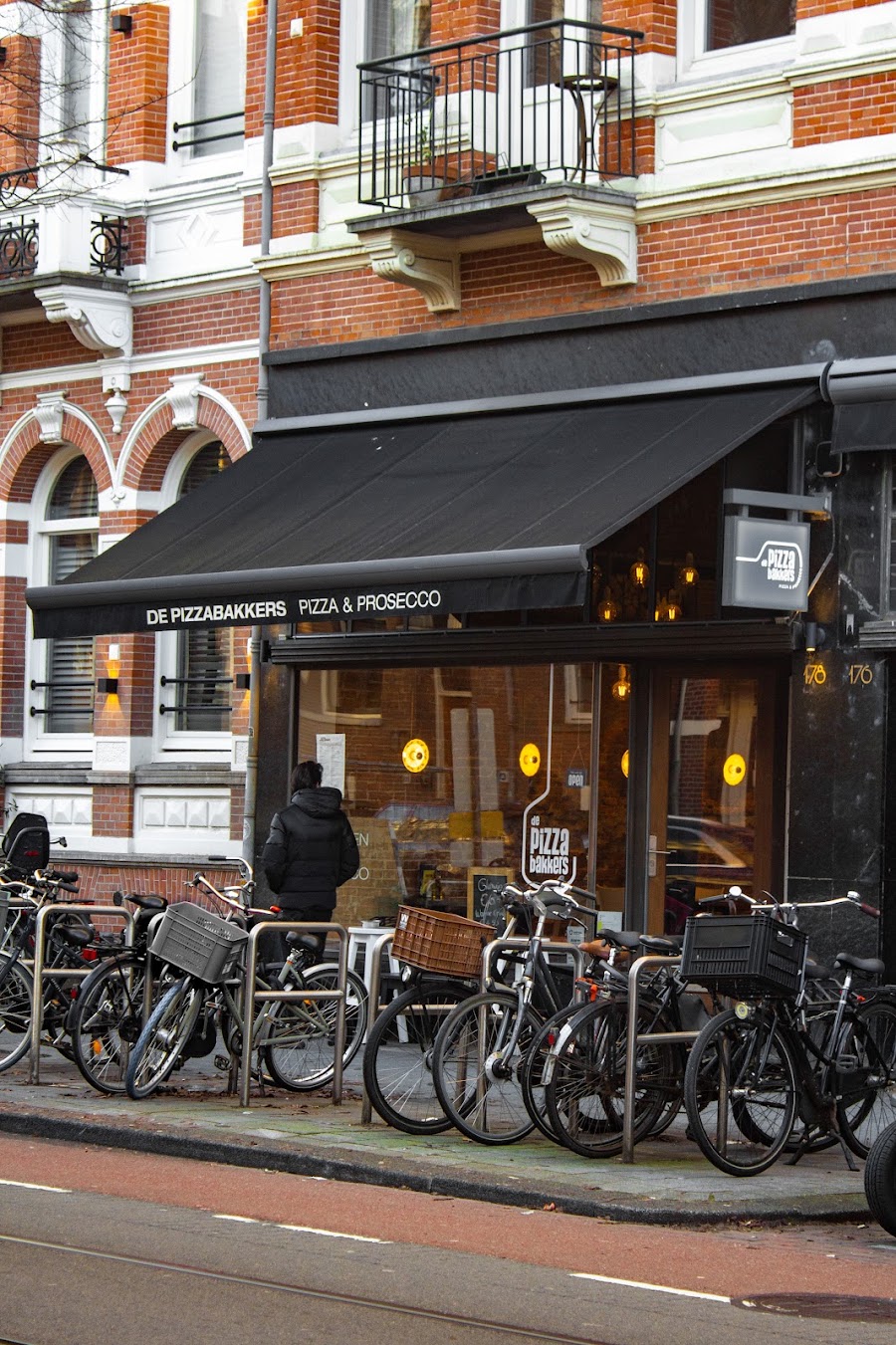 De Pizzabakkers Willemsparkweg