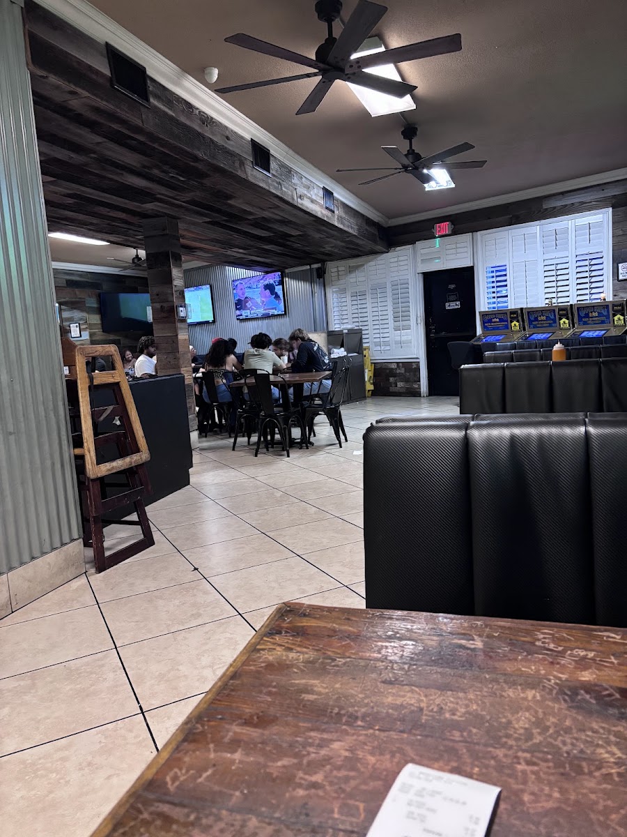 Boston Pizza Vegas, photo 5