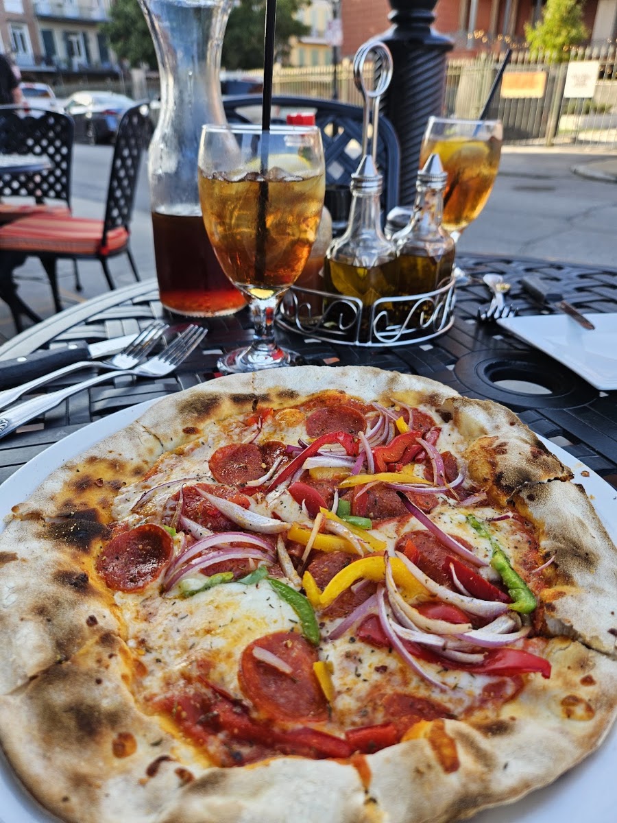 Louisiana Pizza Kitchen, photo 5
