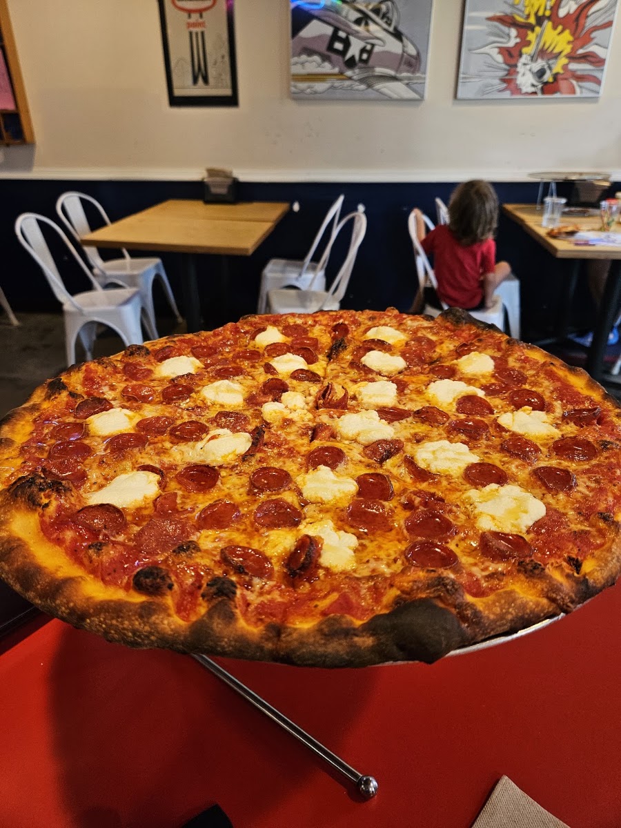 Zee's Pizzeria, photo 3