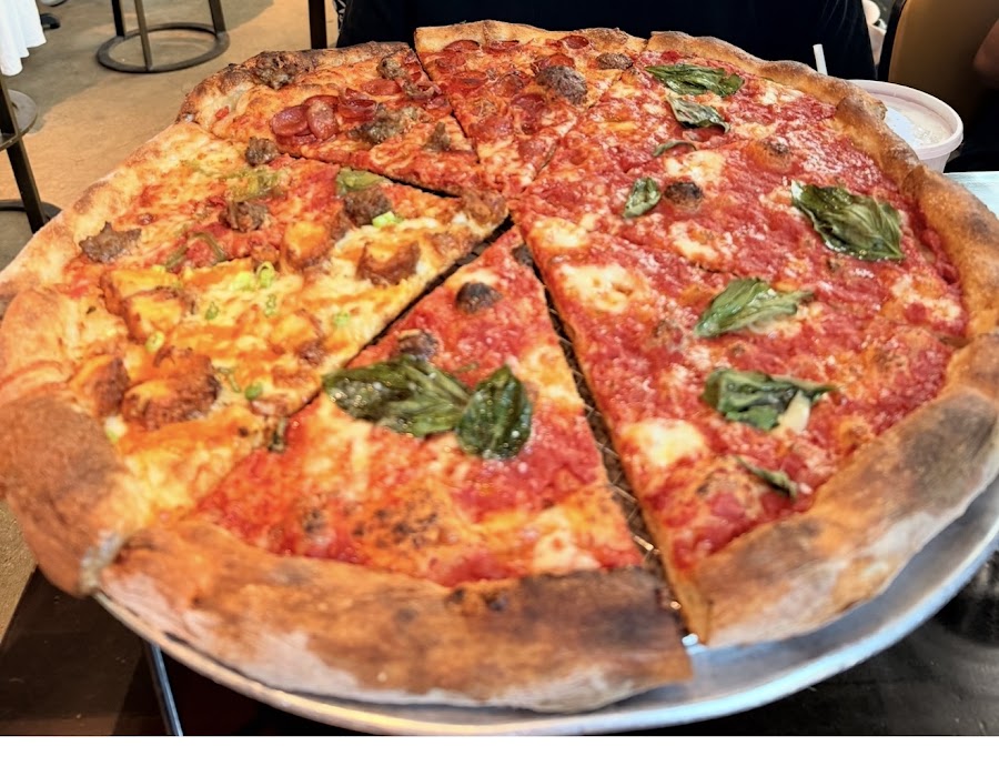 Andy's Pizza NOMA, photo 4