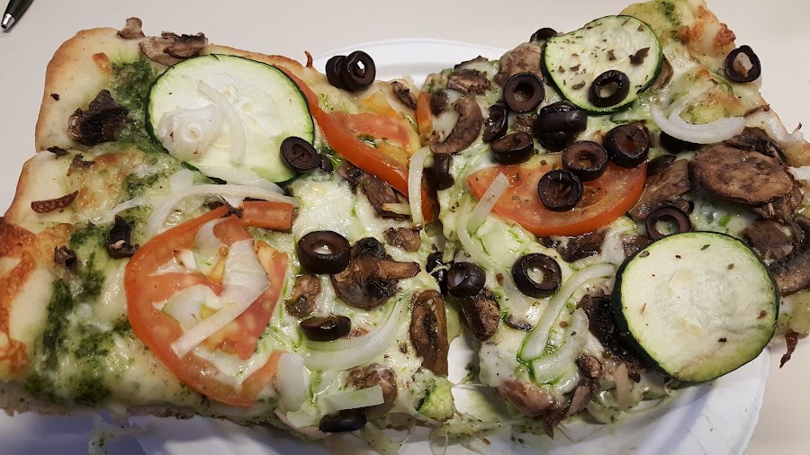Golden Boy Pizza, photo 2