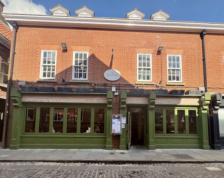 D'vine Restaurant & Social Bar, photo 4