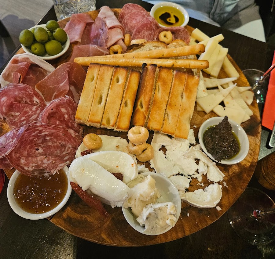 Veeno Edinburgh - Italian Restaurant & Wine Bar, photo 3